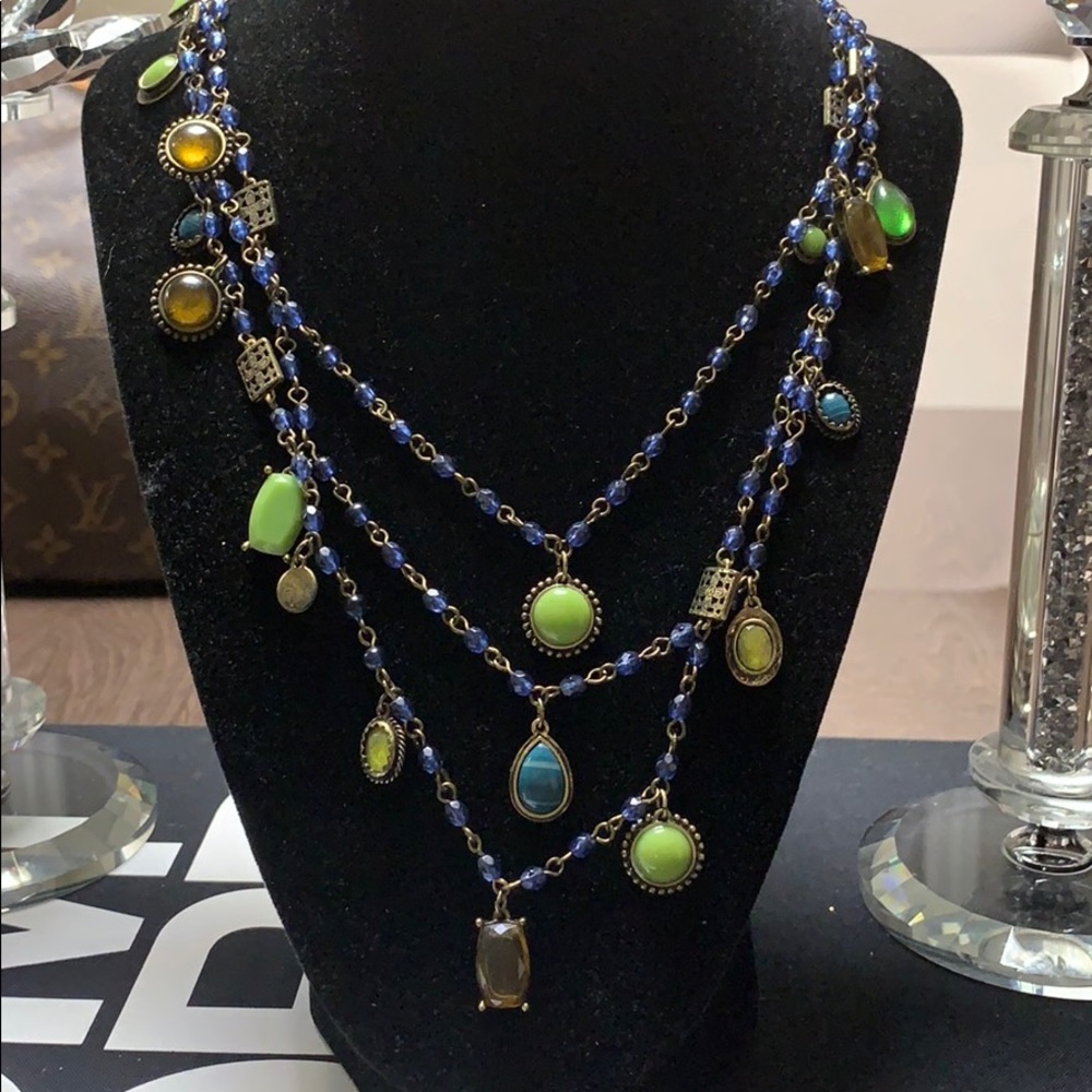 Colorful stones necklace